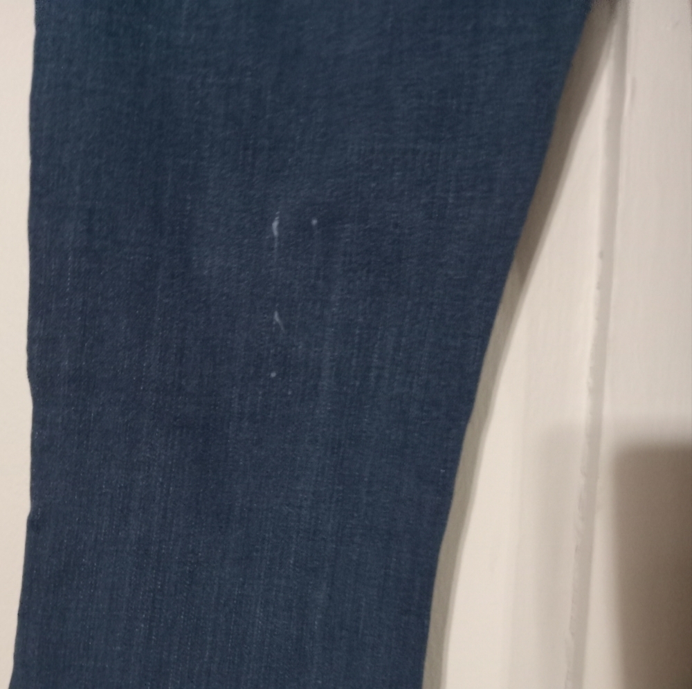 American eagle outfitters super super stretched ladies jeans. Size 2 long. - Picture 4 of 13